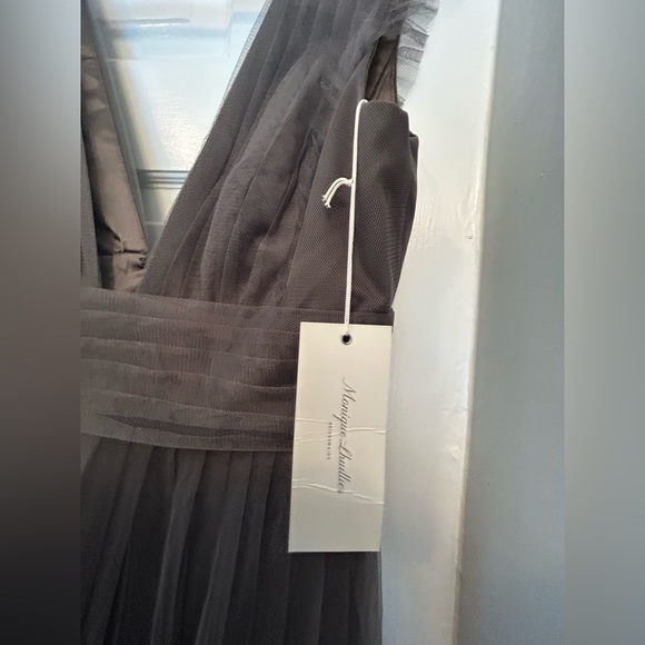 Monique Lhuillier Dress - Picture 7 of 12